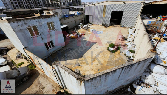 Hurdacılar Sitesinde 1000m² Geri Dönüşüm Atölyesi & Ofisli