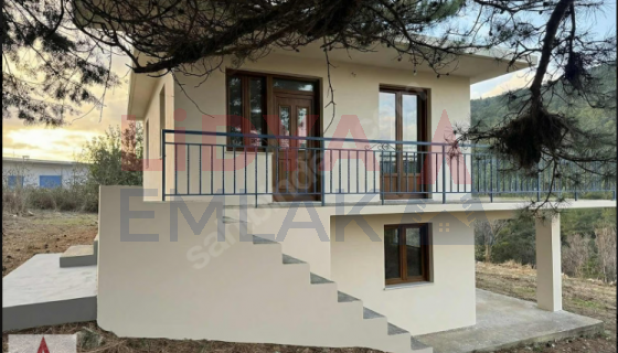 Gökçeler'de Kiraz Bahçesi Ruhsatlı Yapımı Başlanmış Çiftlik Evi